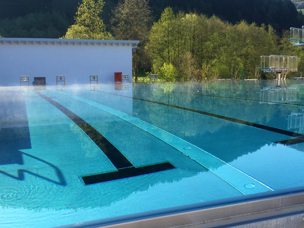  Bildnachweis: Schwimmbad Sch�nau