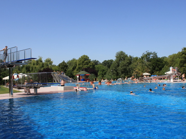  Bildnachweis: Mit freundlicher Genehmigung der Gemeinde B�tzingen