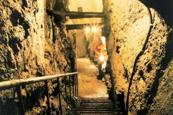  Bildnachweis: Mit freundlicher Genehmigung des Bergwerk Frischgl�ck in Neuenb�rg