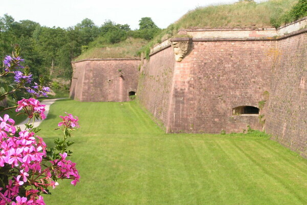  Bildnachweis: � Mit freundlicher Genehmigung des Office de Tourisme du Pays de Brisach